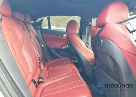 2022 BMW X6 xDrive40I z USA, uszkodzony, nr VIN 5UXCY6C09N9L19841